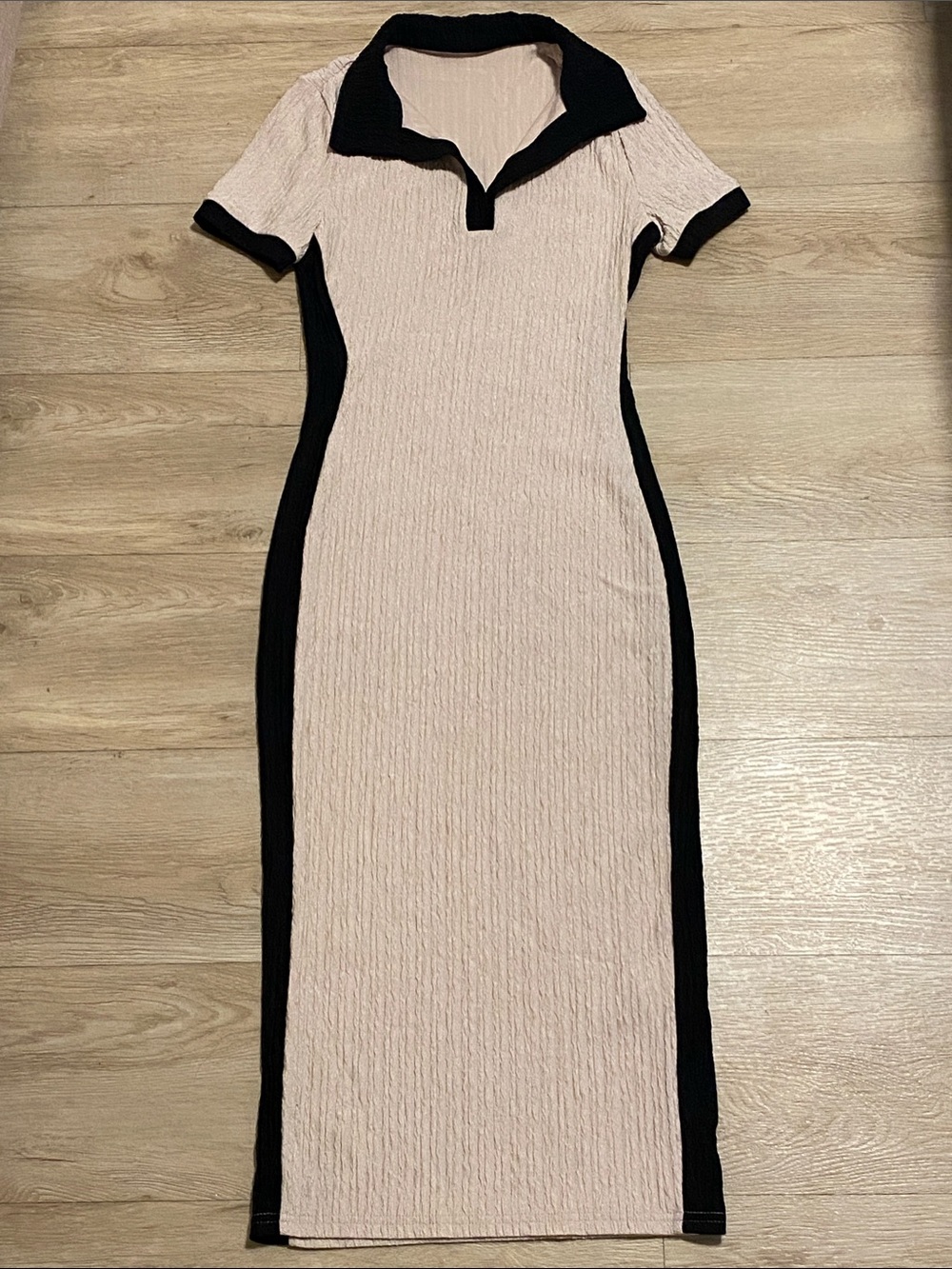 SHEIN Apricot Ribbed Maxi Dress With V-Neck Collar